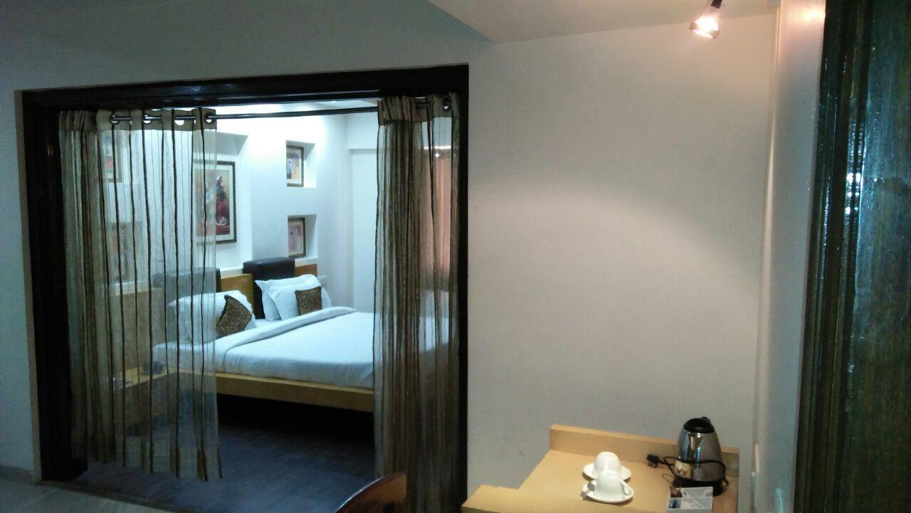 Hotel Elm Tree Amritsar Esterno foto