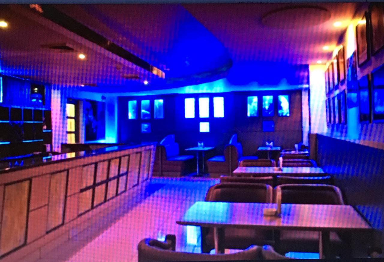 Hotel Elm Tree Amritsar Esterno foto