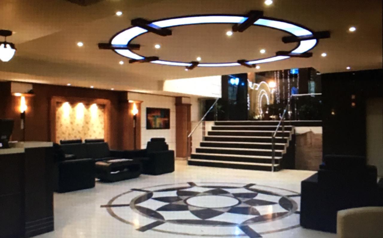 Hotel Elm Tree Amritsar Esterno foto