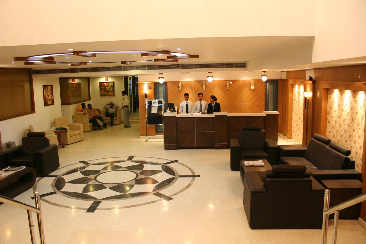 Hotel Elm Tree Amritsar Esterno foto